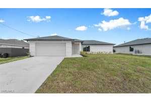 3014 40th Street, Lehigh Acres, FL 33976 Sold 05/17/25