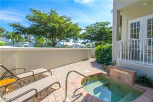453 8th Avenue, Naples, FL 34102 - MLS#225020237