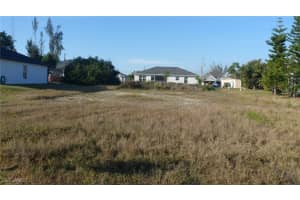 2819 10th Terrace, Cape Coral, FL 33993 Sold 10/30/25