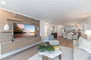 320 14th Ave S 320e, Naples