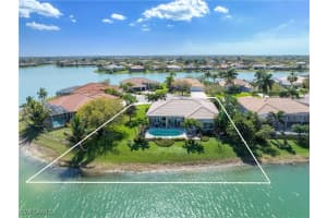 1095 Port Orange Way, Naples, FL 34120 Sold 06/09/25