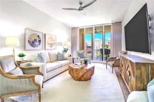 401 Bayfront Place, Naples, FL 34102 - MLS#225020317