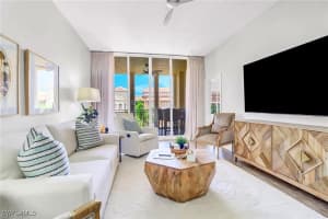 401 Bayfront Place, Naples, FL 34102 - MLS#225020317