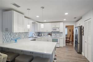 706 51st Terrace, Cape Coral, FL 33914 - MLS#225020347