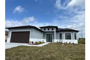 3904 14th Street, Lehigh Acres, FL 33976 Sold 06/17/25