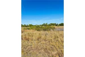 1137 Ermine Street, Lehigh Acres, FL 33974 - MLS#225020373