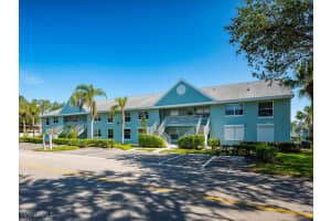 161 Wading Bird Circle, Naples, FL 34110 Sold 08/20/25