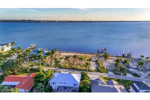 648 Coral Drive, Cape Coral, FL 33904 - MLS#225020418