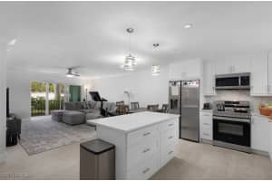 5 High Point Circle, Naples, FL 34103 Sold 04/30/25