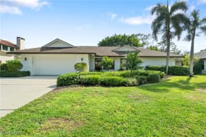 2421 Kings Lake Boulevard, Naples, FL 34112 Sold 07/29/25