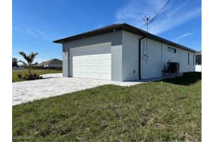 210 31st Avenue, Cape Coral, FL 33991 Sold 04/30/25