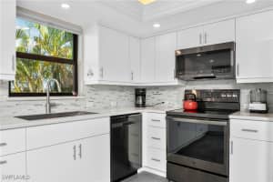 1903 40th Terrace, Cape Coral, FL 33904 - MLS#225020692