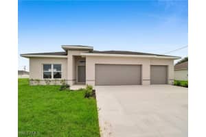 425 15th Street, Cape Coral, FL 33993 Sold 05/12/25