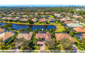 389 Cypress Way, Naples, FL 34110 - MLS#225020987