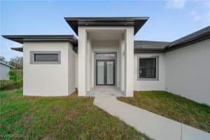 606 Clayton Avenue, Lehigh Acres, FL 33972 Sold 04/02/25