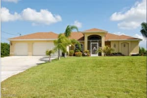 1205 13th Street, Cape Coral, FL 33993 Sold 05/21/25