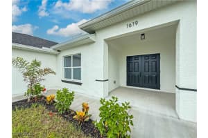 1619 2nd Street, Cape Coral, FL 33993 - MLS#225021245