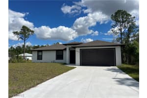 2102 Robert Avenue, Alva, FL 33920 Sold 05/15/25