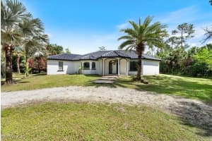 1240 Desoto Boulevard, Naples, FL 34117 - MLS#225021399