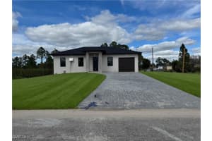 3002 68th St W, Lehigh Acres
