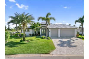 1042 Clarellen Drive, Fort Myers, FL 33919 Sold 04/30/25