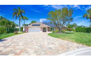 2206 Imperial Golf Co Boulevard, Naples, FL 34110 Sold 07/17/25