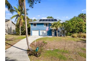 4724 Pembrooke Lane, Bonita Springs, FL 34134 - MLS#225021818