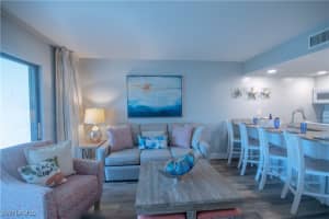3136 Tennis Villas, Captiva