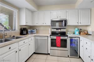 4240 Steamboat Bend 302, Fort Myers