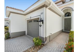 6821 Sterling Greens Drive, Naples, FL 34104 Sold 04/23/25