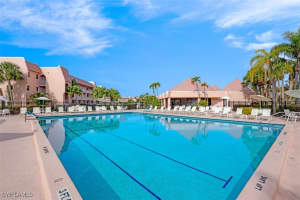 300 Forest Lakes Blvd 102, Naples