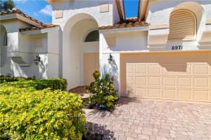 6971 Mauna Loa Lane, Naples, FL 34113 Sold 04/29/25