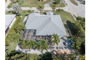 402 46th Terrace, Cape Coral, FL 33914 - MLS#225022268