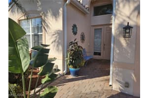 9406 Sun River Way, Estero