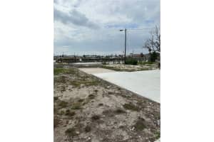 829 Oak Street, Fort Myers Beach, FL 33931 - MLS#225022295