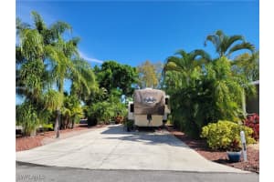 5761 Brightwood Drive, Fort Myers, FL 33905 - MLS#225022360