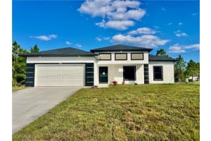 914 Thompson Avenue, Lehigh Acres, FL 33972 Sold 04/16/25