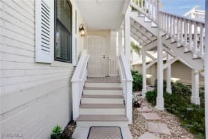 542 10th Ave S 102n, Naples