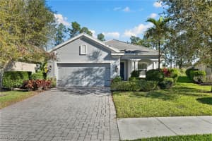 3593 Canopy Cir, Naples