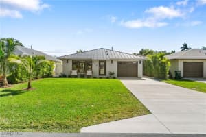 530 108th Avenue, Naples, FL 34108 - MLS#225022531