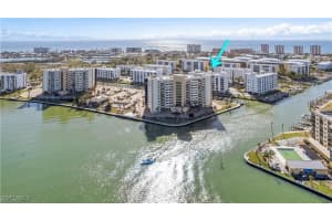 4265 BAY BEACH Lane, Fort Myers Beach, FL 33931 - MLS#225022587