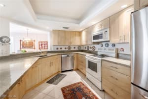 592 Beachwalk Circle, Naples, FL 34108 Sold 05/15/25