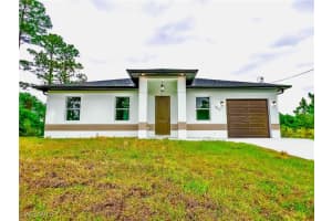 947 Barcelona St E, Lehigh Acres