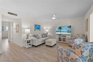 333 Harbour Drive, Naples, FL 34103 Sold 04/28/25