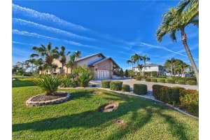 7747 Grande Pine Rd, Bokeelia