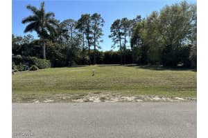 734 Pine Cone Lane, Naples, FL 34104 - MLS#225022918