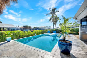 13 Sunview Boulevard, Fort Myers Beach, FL 33931 Sold 07/15/25