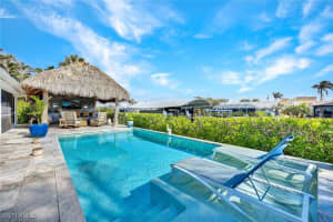 13 Sunview Boulevard, Fort Myers Beach, FL 33931 Sold 07/15/25