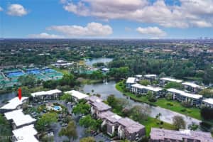 1672 Spoonbill Lane, Naples, FL 34105 - MLS#225023079