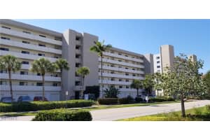 10475 Gulf Shore Drive, Naples, FL 34108 - MLS#225023099